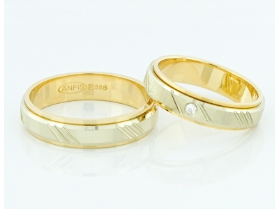 Kollasest ja valgest kullast abielusõrmus laiusega 5mm